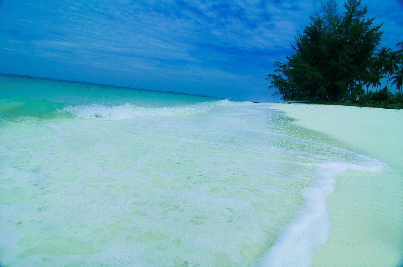 Aseania Resort Pulau Besar Mersing Eksteriør bilde